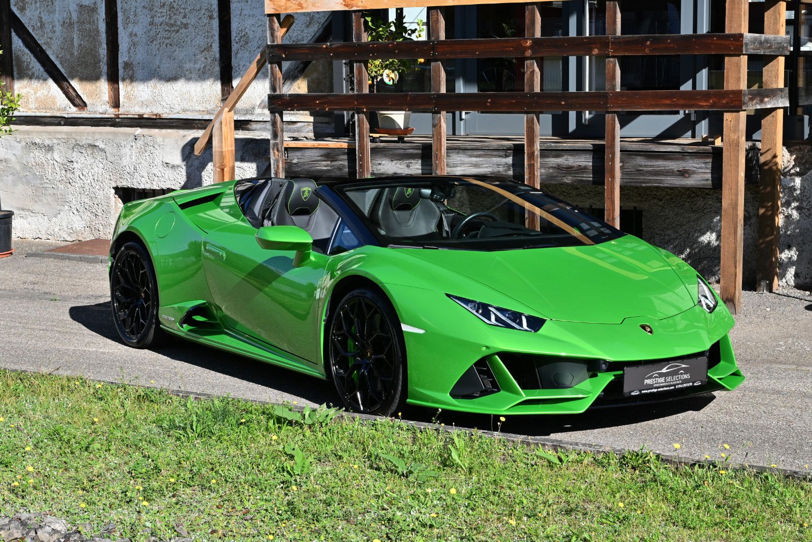 LAMBORGHINI